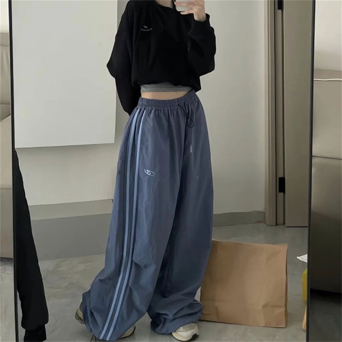 Women’s Y2K Vintage Cargo Sweatpants – Wide-Leg Hip-Hop Streetwear Trousers